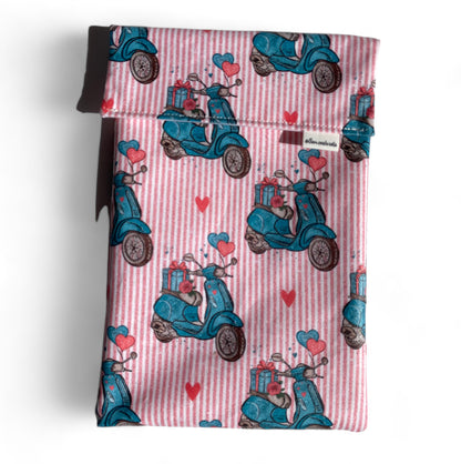 Portabocadillos Impermeable con Estampado de Vespa - Rosa y Azul